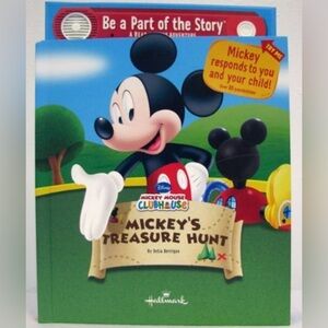 Hallmark 2013 interactive Storybook Mickey's Treasure Hunt Read Replay Book